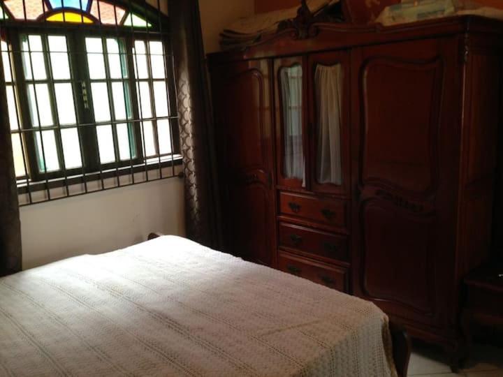 Homestay Casa De *